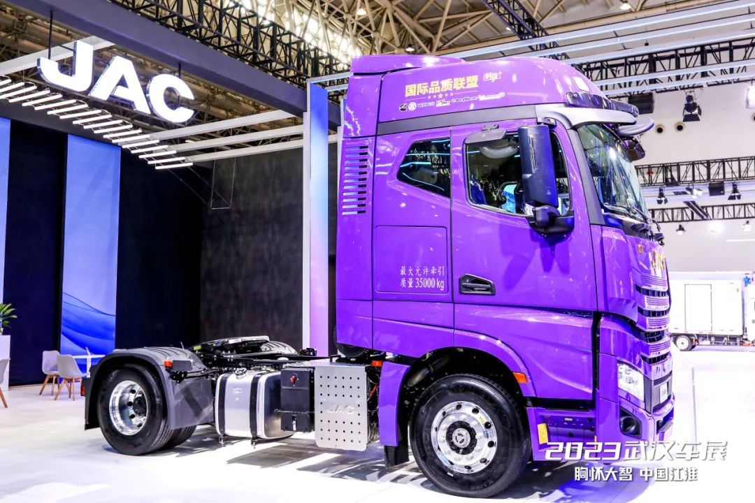 101658338pbp.jpg 101658338pbp.jpg